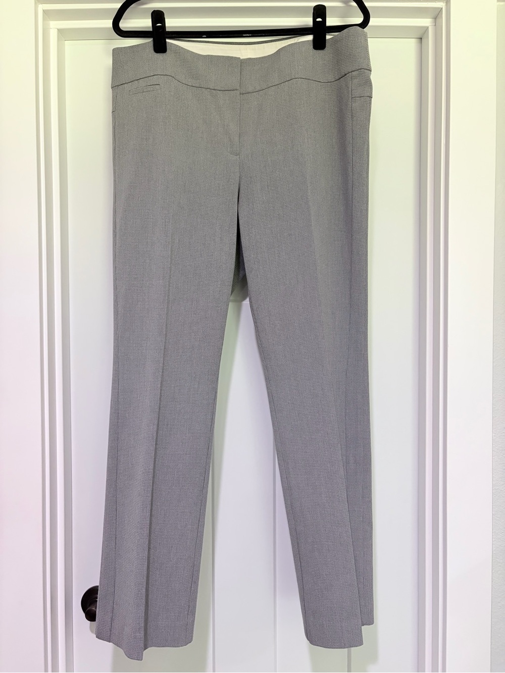 Ann Taylor LOFT Julie Straight Women’s Dress Pants - Gray. Size 14.